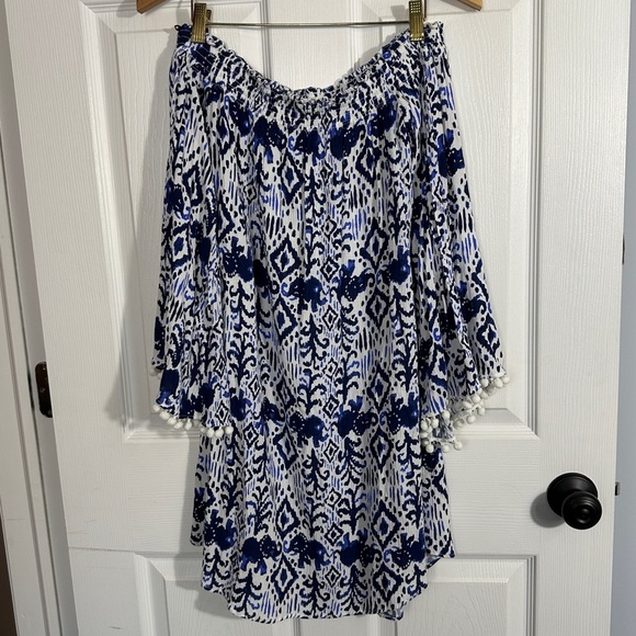 Lilly Pulitzer size small Nita off the shoulder cover up dress, pom pom sleeves - Picture 1 of 11